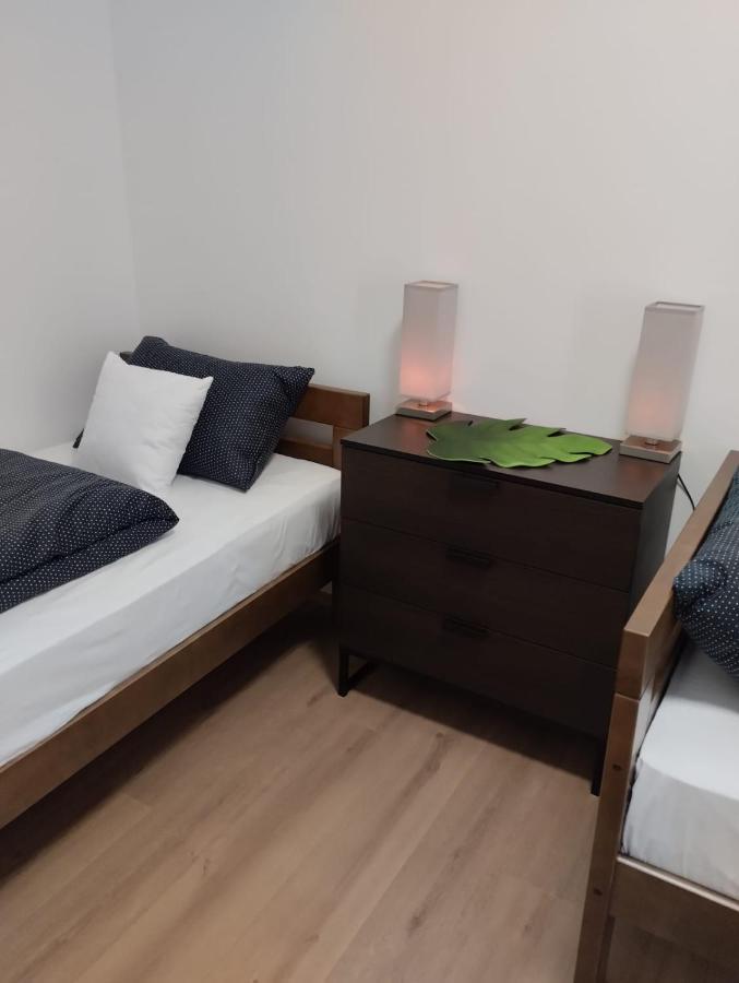Apartman Zagreb , With Balcony And Free Parking Eksteriør bilde