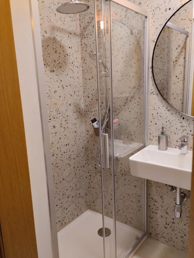 Apartman Zagreb , With Balcony And Free Parking Eksteriør bilde