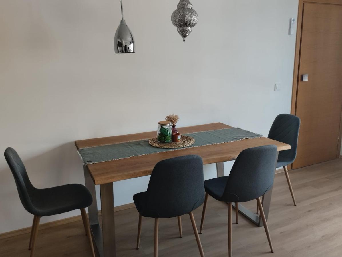 Apartman Zagreb , With Balcony And Free Parking Eksteriør bilde