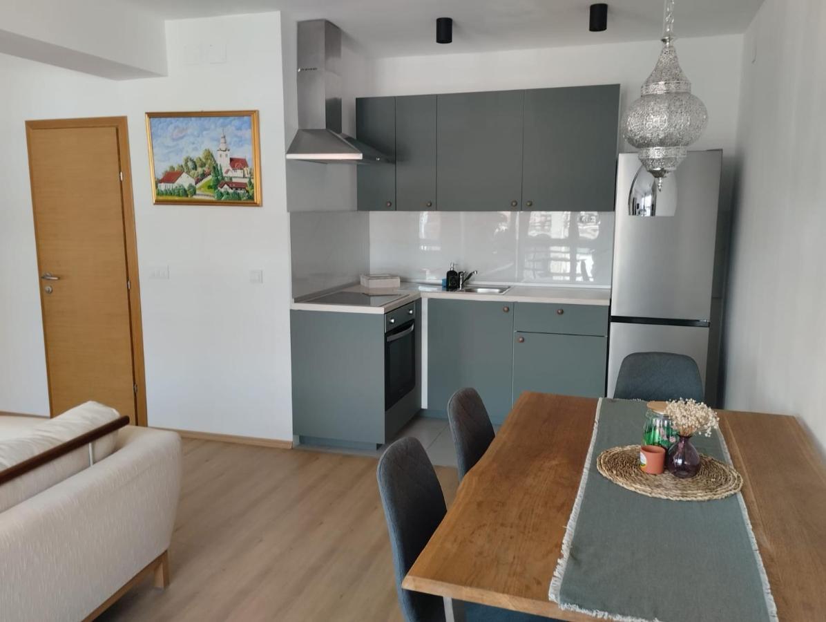 Apartman Zagreb , With Balcony And Free Parking Eksteriør bilde