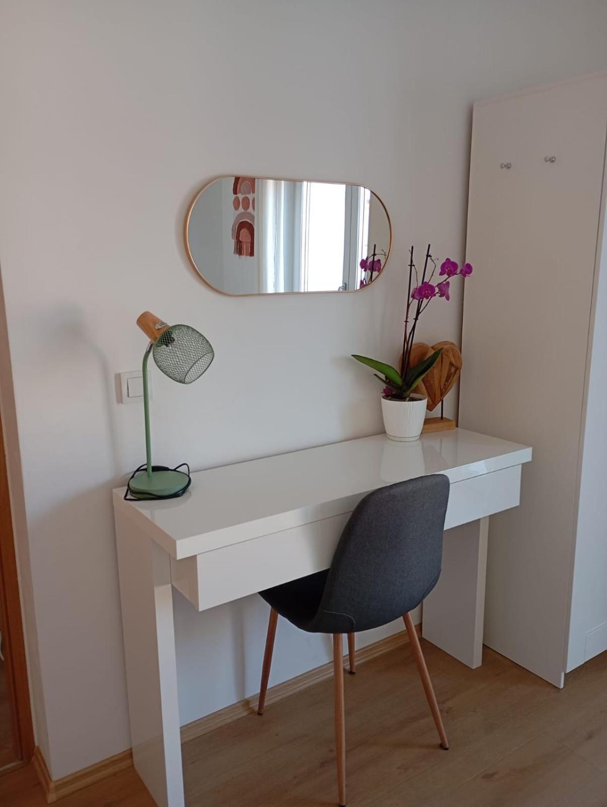 Apartman Zagreb , With Balcony And Free Parking Eksteriør bilde