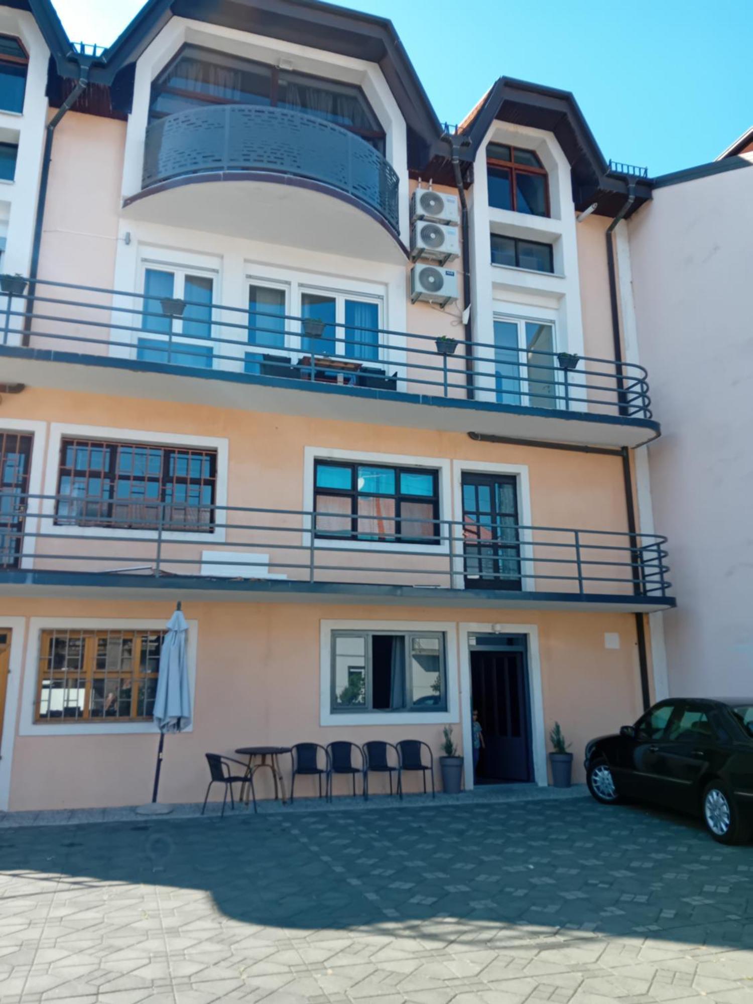 Apartman Zagreb , With Balcony And Free Parking Eksteriør bilde